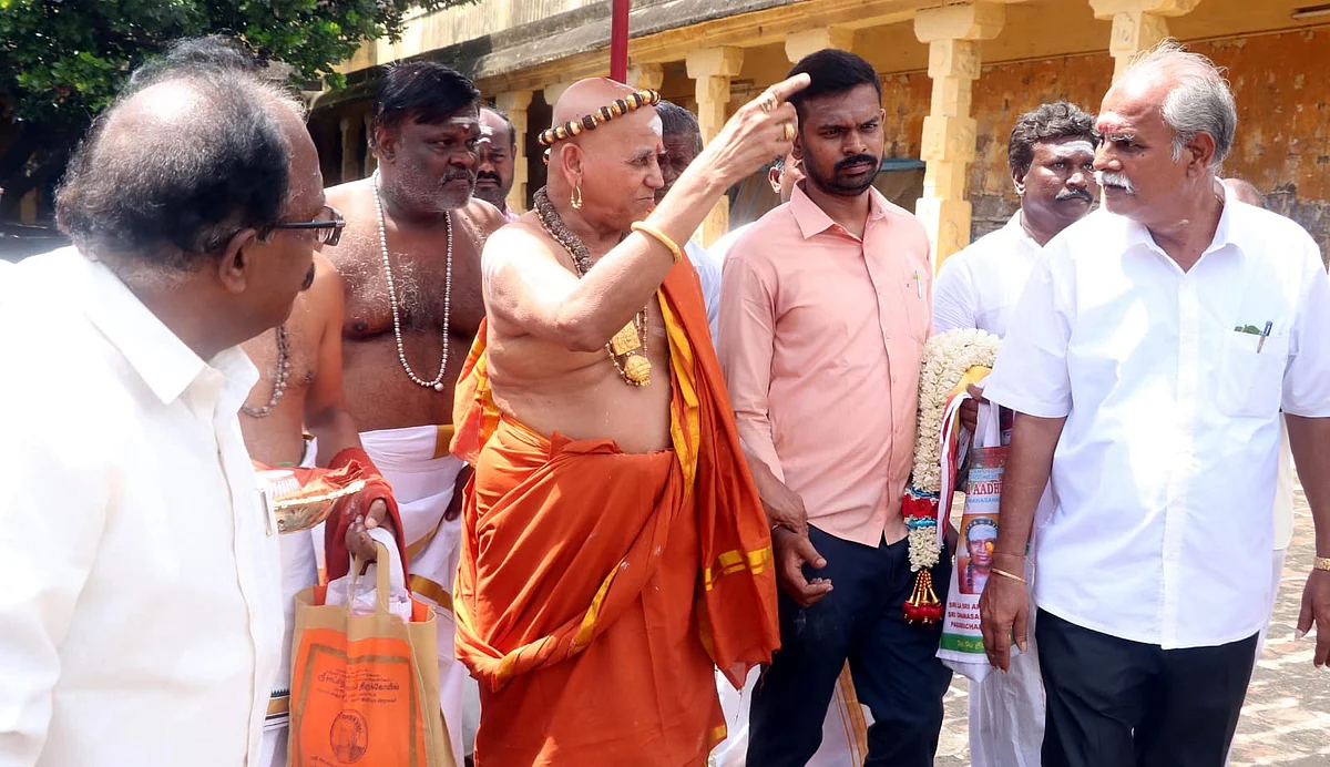 கும்பகோணம் அருகே உள்ள திருப்புறம்பியம் கோயிலில் மதுரை ஆதீனம்