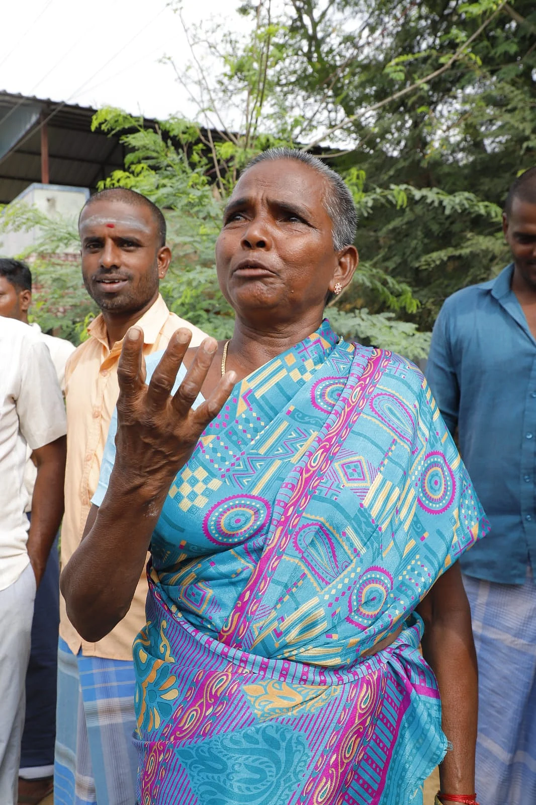 மின் விபத்தை நேரில் பார்த்த வசந்தா
