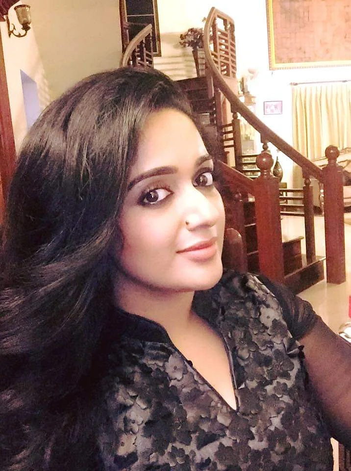 காவ்யா மாதவன்