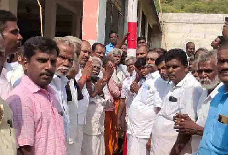 முகூர்த்தகால் ஊன்றியபோது