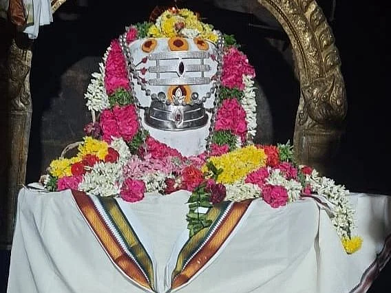 வீடு மனை யோகம் அருளும் செவலூர் ஸ்ரீபூமிநாதர் கோயிலில் வாஸ்து நாள் சிறப்பு யாகம்!