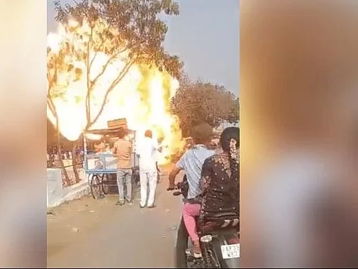 மைசூரிலிருந்து 387 கிமீ சென்ற புது ராயல் என்ஃபீல்டு புல்லட்... திடீரென தீப்பிடித்து வெடித்த சம்பவம்!