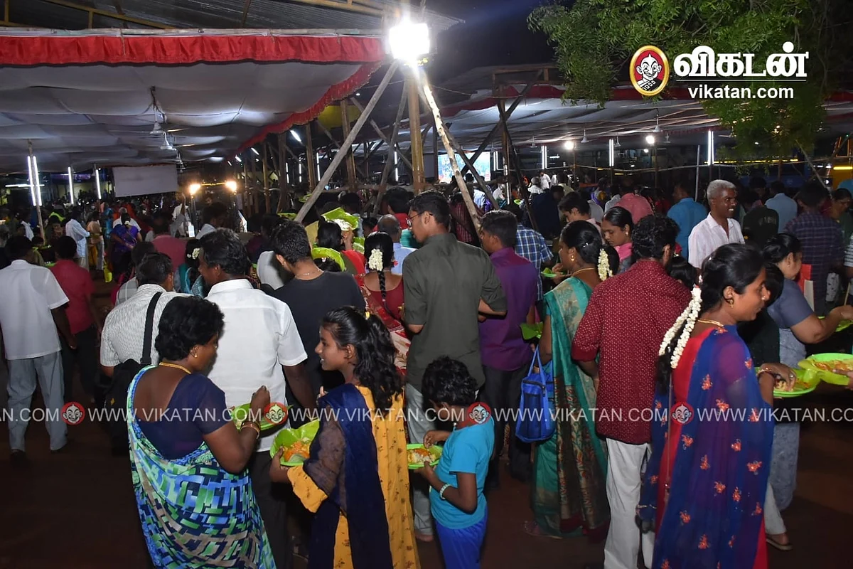 இரவு விருந்து வைபவம்