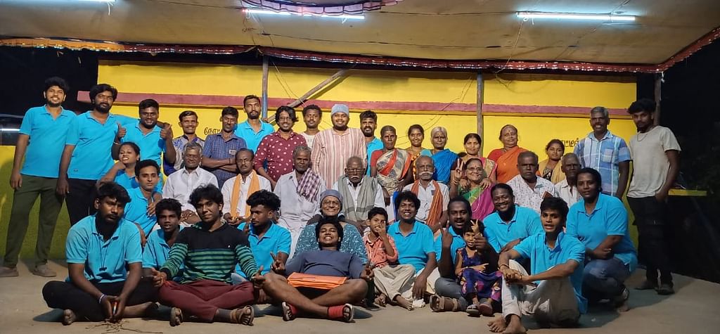 கலைஞர்கள் உடன் திணைநிலைவாசிகள் குழு