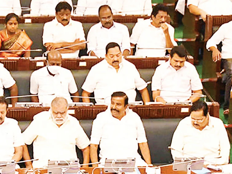 விவாதிப்போம்... கேள்வி கேட்போம்... சுட்டிக்காட்டுவோம்... வலியுறுத்துவோம்!