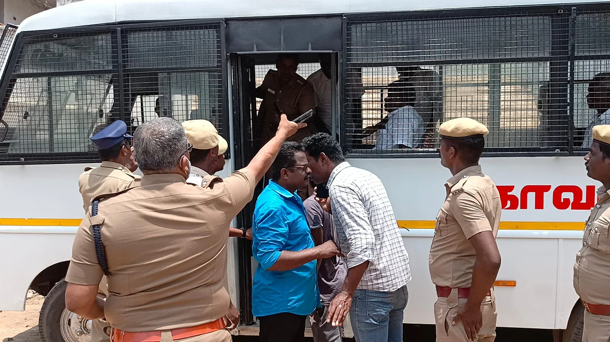போலீஸ்
