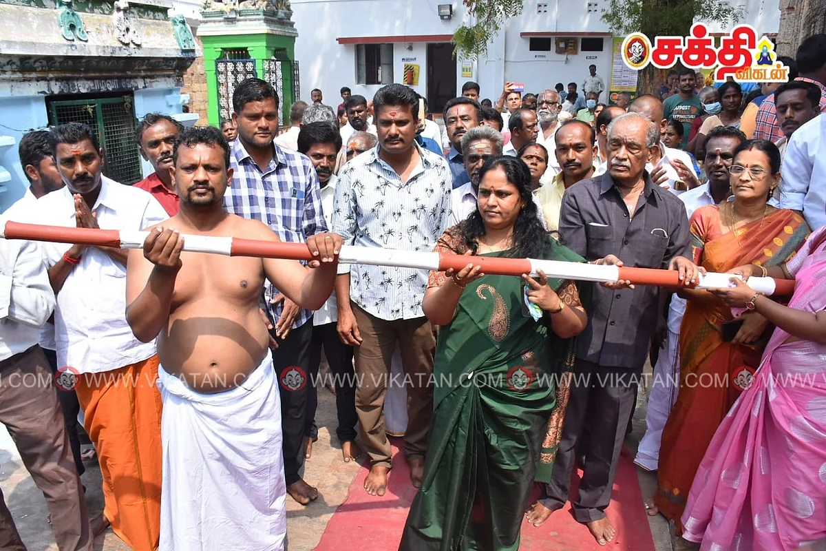 கள்ளழகர் வருகைக்காக கொட்டகை முகூர்த்தம்