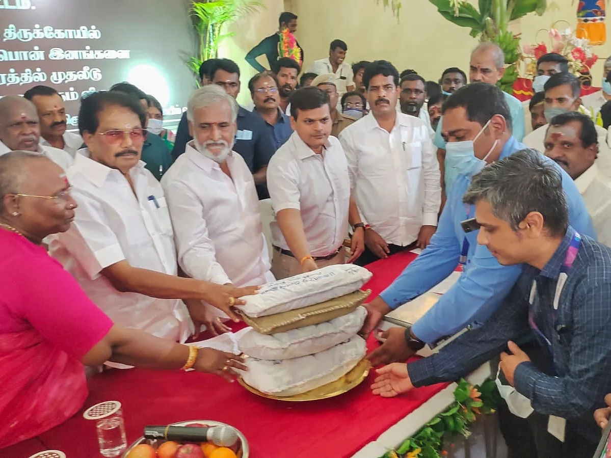 100 ஆண்டுகள் பழைமையான ஆயிரம் கோயில்களில் விரைவில் திருப்பணி: அமைச்சர் சேகர்பாபு பேட்டி
