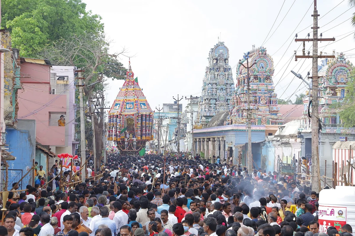 தஞ்சாவூர் பெரிய கோயில் தேரோட்டம்