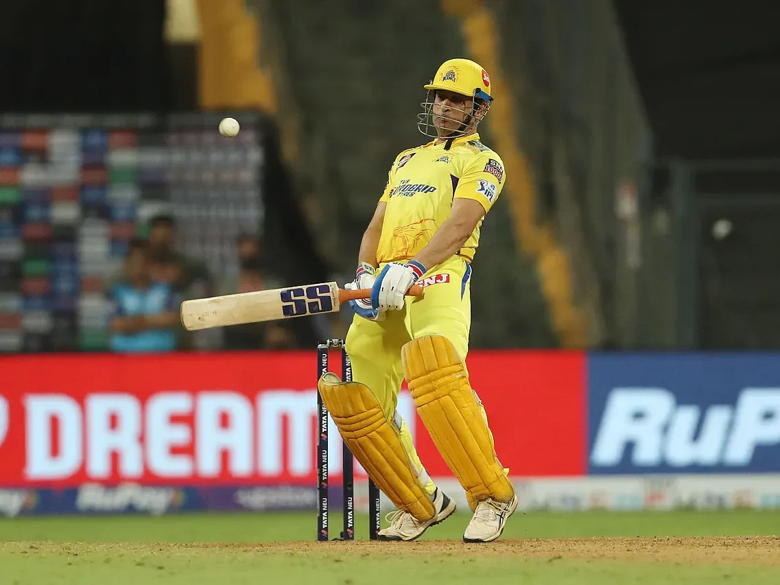 PBKS v CSK: தொடரும் சென்னையின் தலைவலிகள்... எல்லா மேட்ச்சையும் தோனியே ஜெயித்துக்கொடுக்க முடியுமா?!