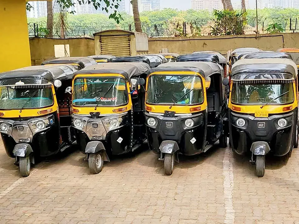 அதிகரிக்கும் பெட்ரோல் விலை: மும்பையில் சிஎன்ஜி ஆட்டோக்களைத் திருடி கர்நாடாகாவில் விற்ற கும்பல்