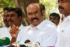 முன்னாள் அமைச்சர் ஜெயக்குமார்