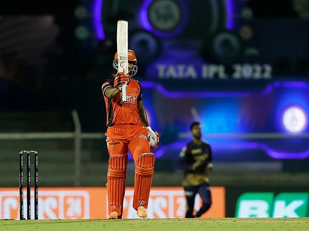 SRH vs KKR: ராகுல், மார்க்ரம் அதிரடி; நடராஜனின் 3 விக்கெட்டுகள்... சன்ரைசர்ஸ் ஹாட்ரிக் வெற்றி!