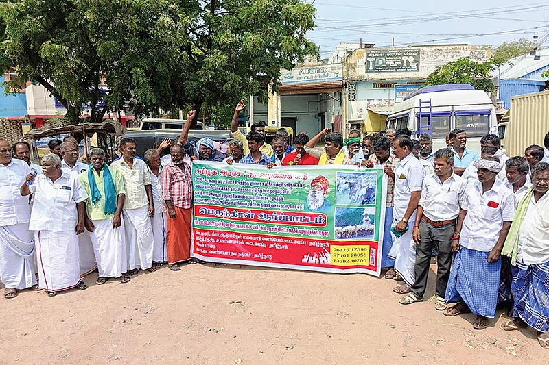 போராட்டத்தில்