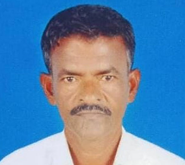 புதுக்கோட்டை: கொளுத்திய வெயில்... மர நிழலில் ஓய்வெடுத்த மூவர் - கார் மோதி ஒருவர் பலியான சோகம்!