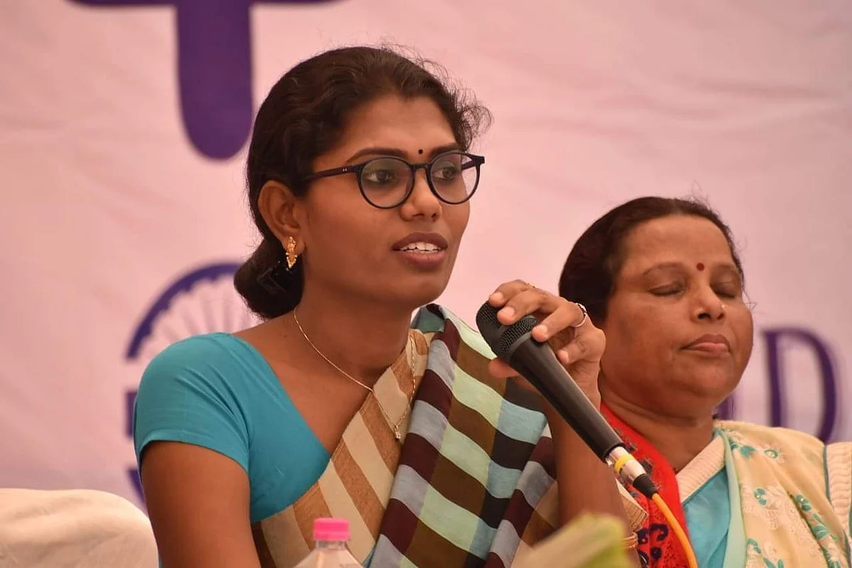திருநங்கைகள் உரிமை செயற்பாட்டாளர் கிரேஸ் பானு