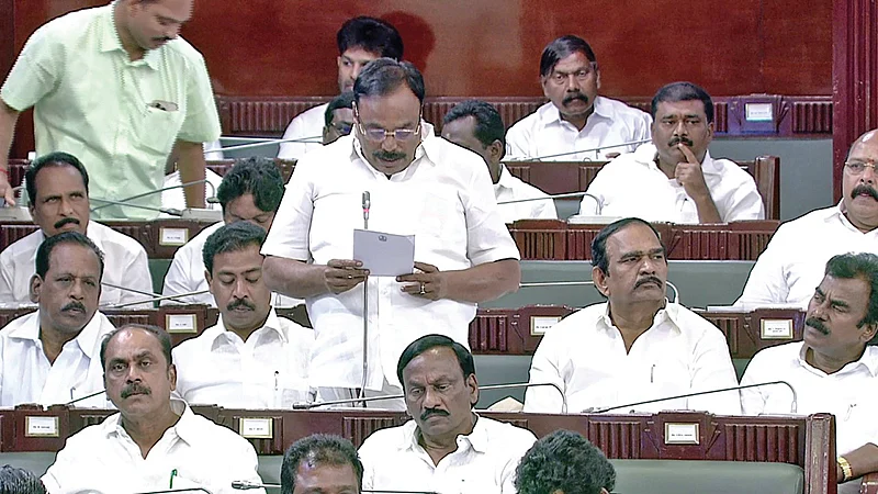 சட்டசபையில் சுதர்சனம் எம்.எல்.ஏ