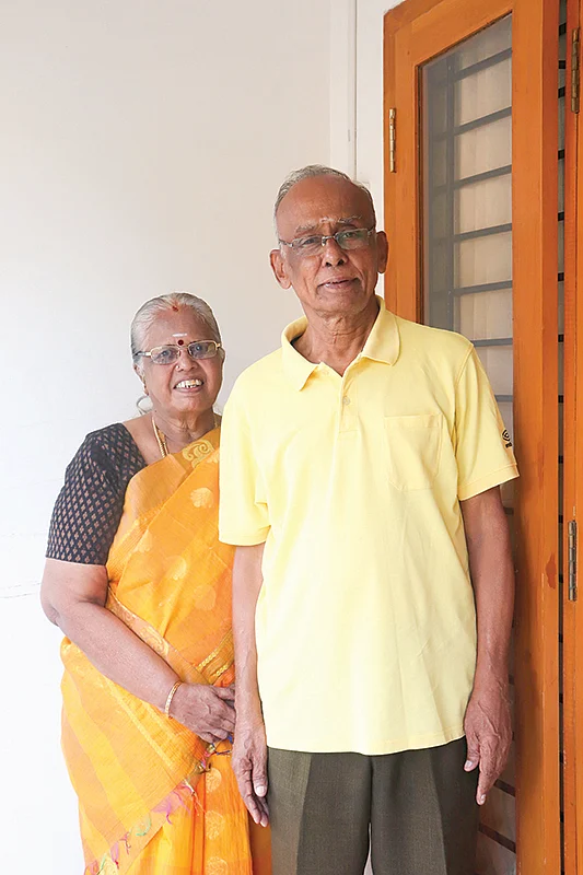 தினகரி-சொக்கலிங்கம்