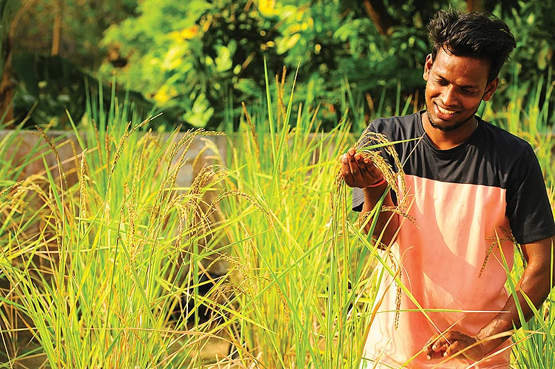 மாடியில் மோகன்ராஜ்