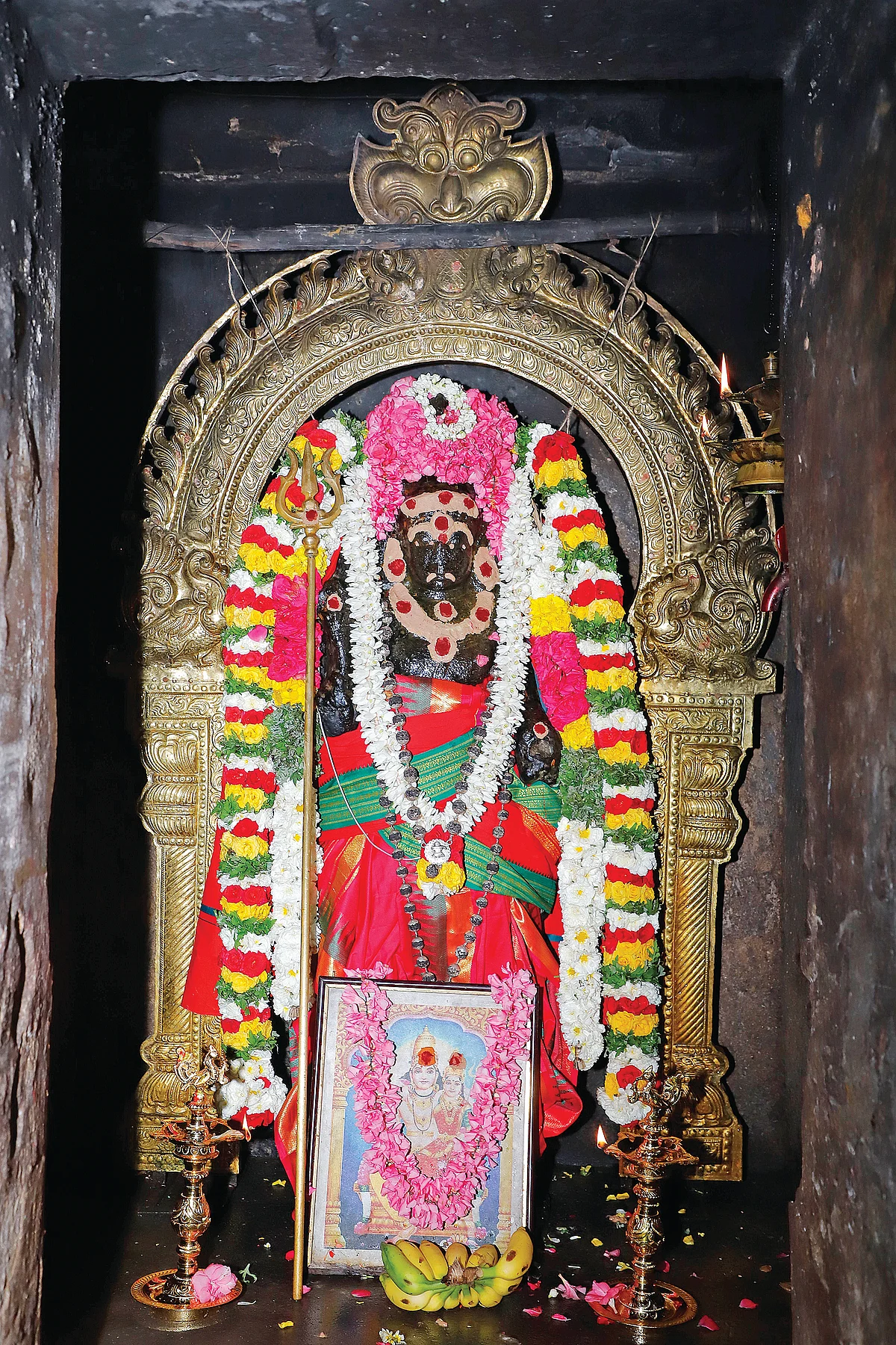 வைரவன் கோவில்
காலபைரவர்