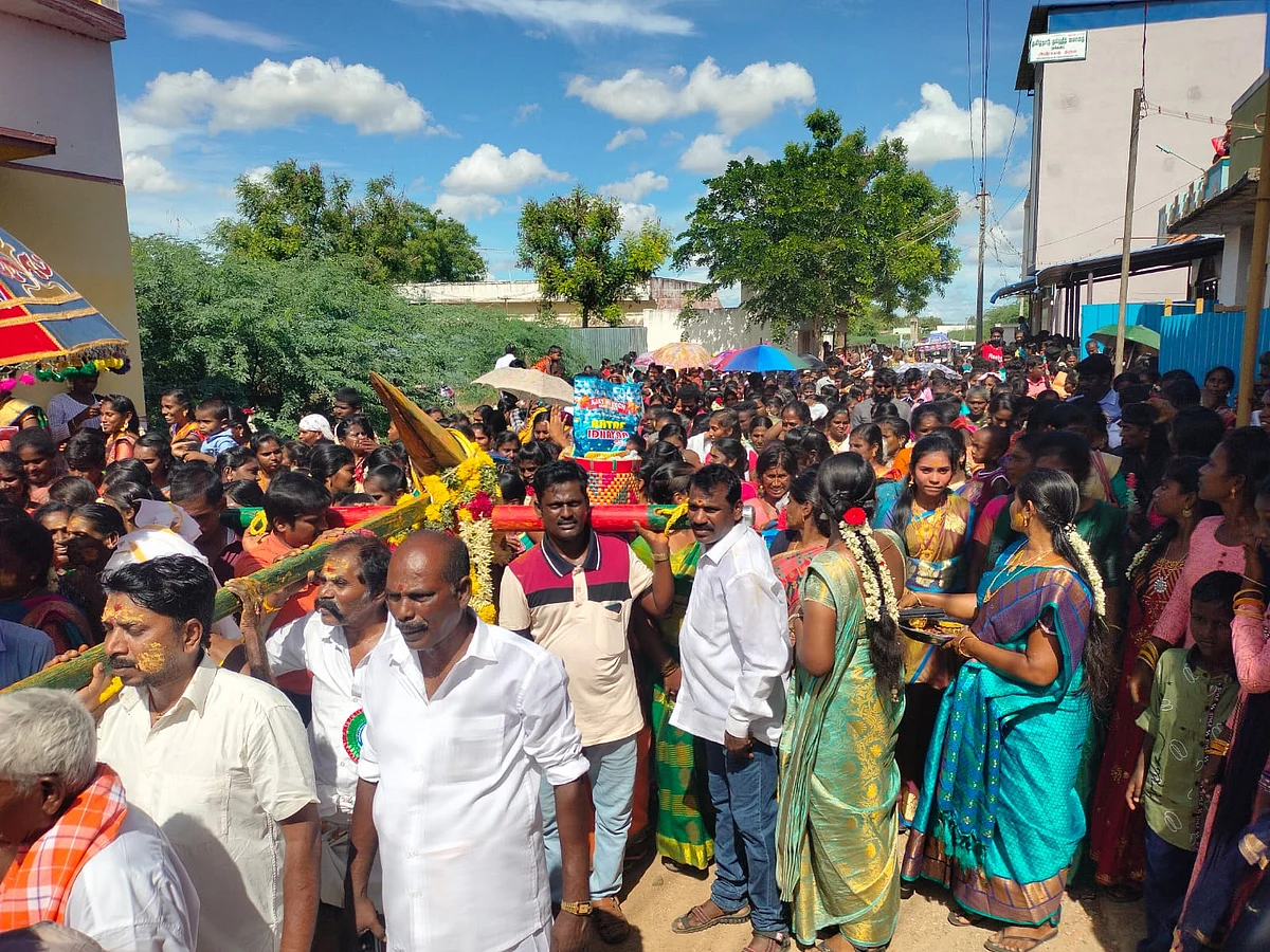 களைகட்டிய பொன் ஏர் திருவிழா