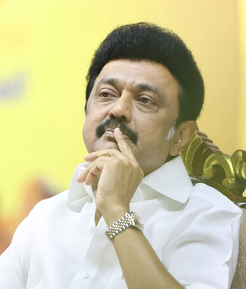 மிஸ்டர் கழுகு: வாரிசுக்கு எந்தத் துறை? - ஆழ்ந்த யோசனையில் ஸ்டாலின்!