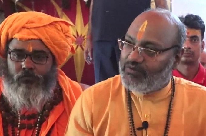 `சனாதன தர்மத்தை காக்க இந்துக்கள் நிறைய குழந்தைகளைப் பெற்றெடுக்க வேண்டும்!' - சத்யதேவானந்த் சரஸ்வதி