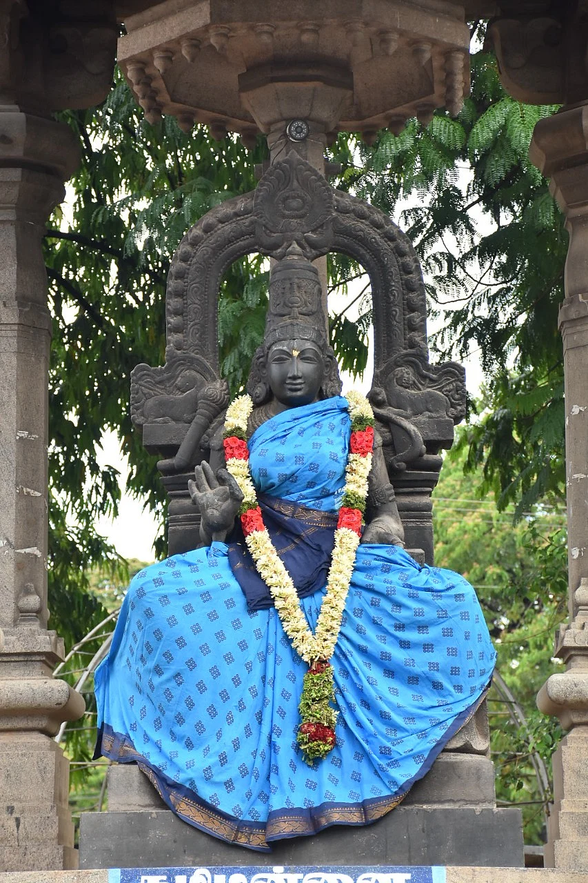 தமிழன்னை