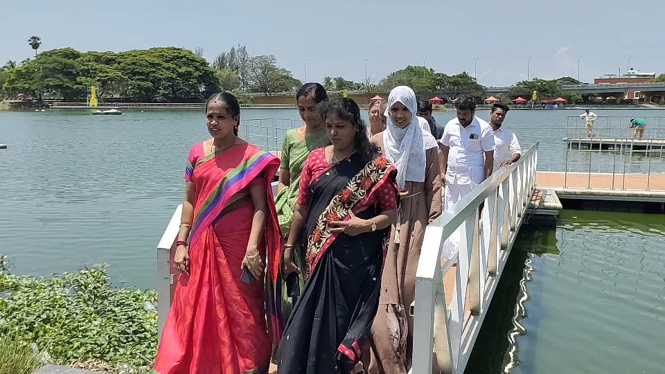 ஆய்வு