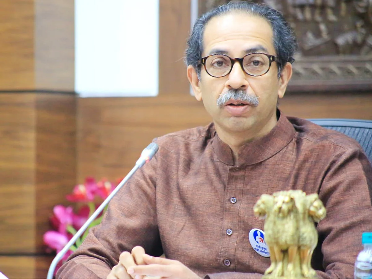 வழிபாட்டுத்தலங்களில் ஒலிபெருக்கிகளுக்கு அனுமதி பெற கெடு! - மகாராஷ்டிரா அரசு