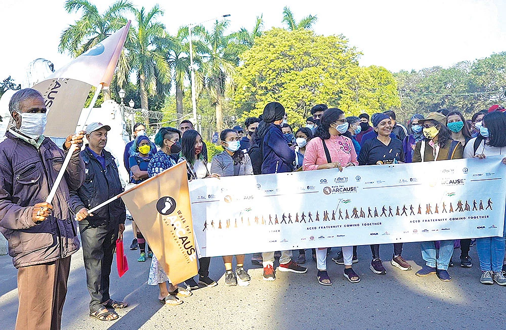 கொல்கத்தா டு டெல்லி! - கட்டடக் கலைஞரின் வாக்கிங், டாக்கிங் வித்தியாச முயற்சி