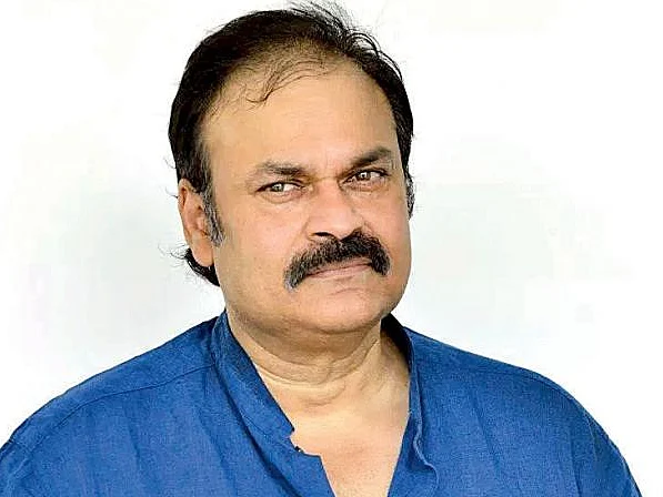 ``என் மகள் போதைப்பொருள் பயன்படுத்தவில்லை..!" - மகள் கைது விவகாரத்தில் சிரஞ்சீவி தம்பி விளக்கம்