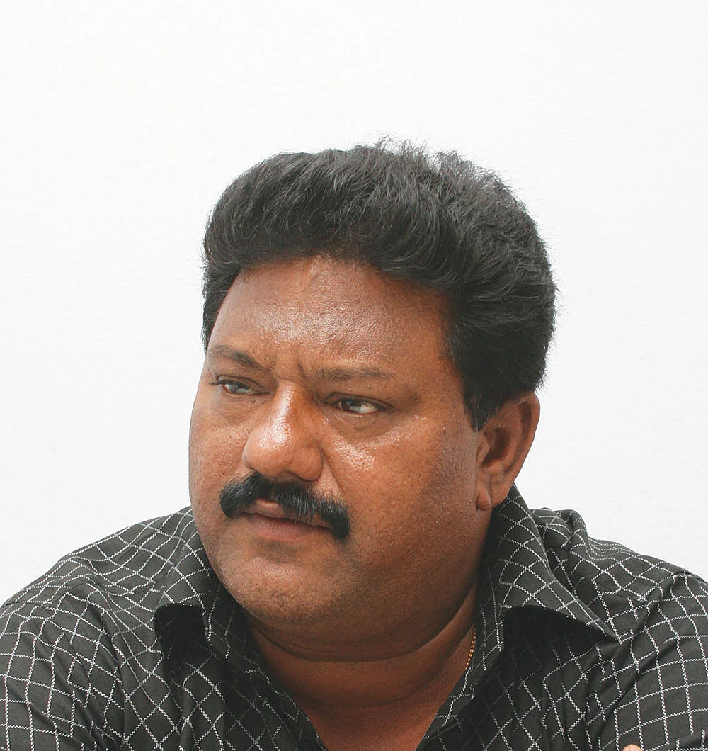 ஜேம்ஸ்