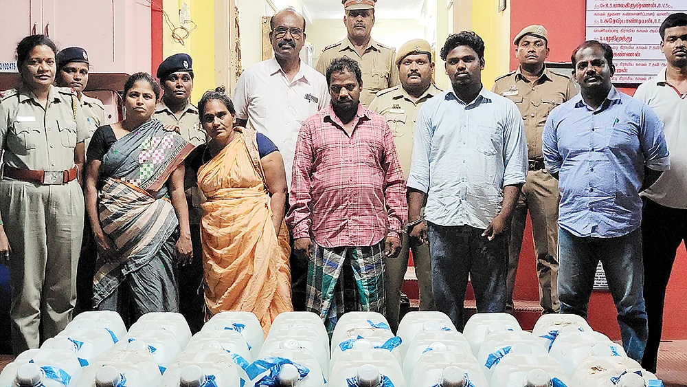 மகேஸ்வரி குடும்பத்துக்கே குண்டாஸ்... சொத்துகள் அரசு உடைமையாக்கப்படும்...