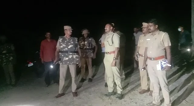 நள்ளிரவு சம்பவ இடத்தில் எஸ்.பி கார்த்திக் விசாரணை