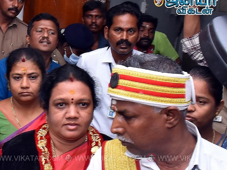 தமிழ்நாட்டிலேயே முதன்முறையாக... மதுரை மேயருக்கு ஆலோசகர் - மாநகராட்சியில் கிளம்பிய எதிர்ப்பு குரல்