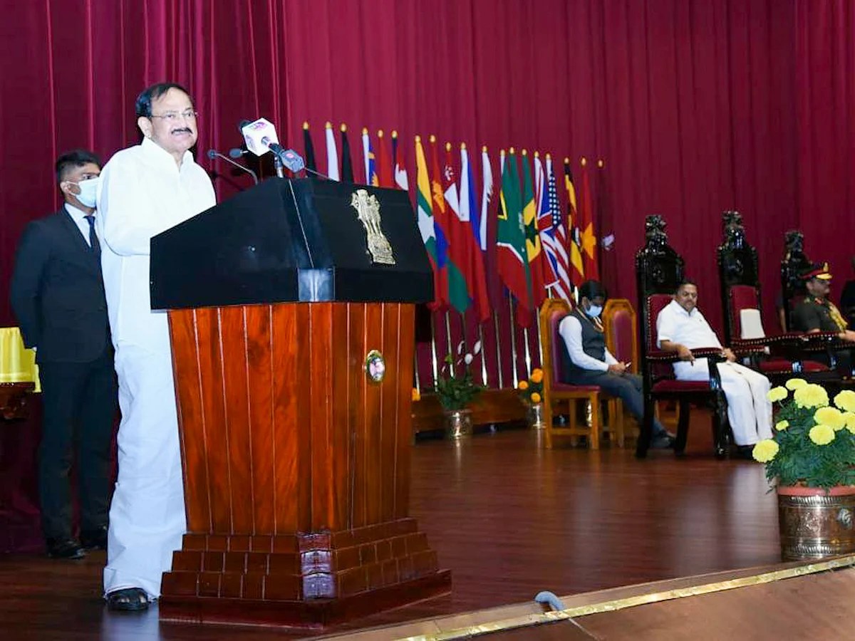 4 நாள் நீலகிரி பயணம்: குடியரசு துணைத் தலைவர் வெங்கைய நாயுடு ராணுவ பயிற்சி கல்லூரியில் பேசியது என்ன?