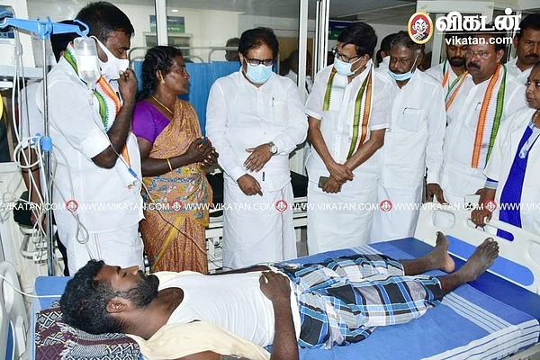 காயமடைந்தவரிடம் நலம் விசாரித்த கே.எஸ்.அழகிரி