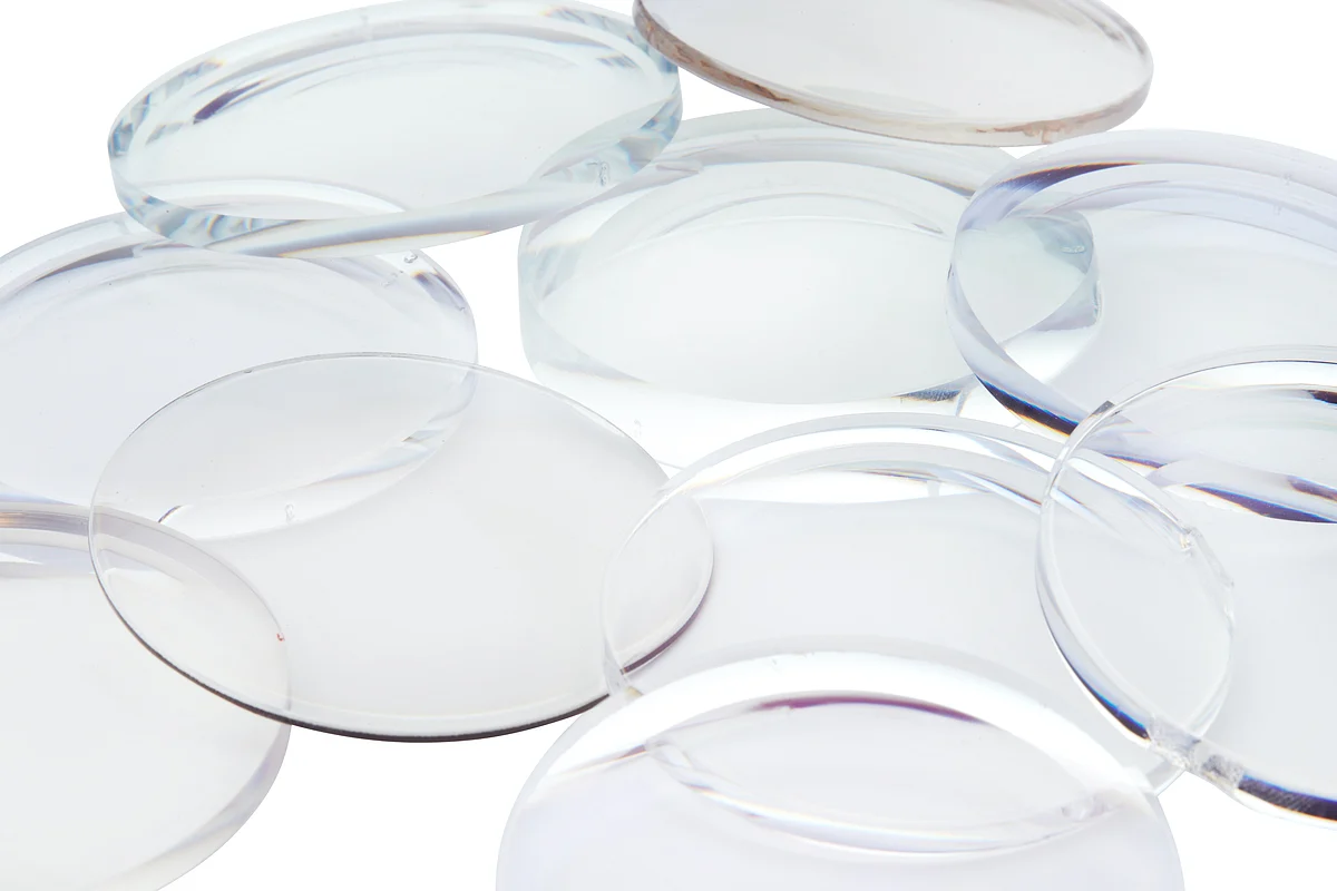 Lens