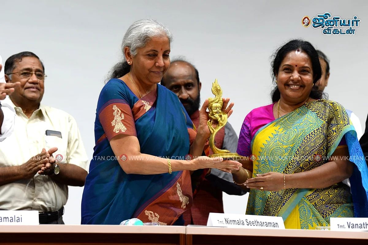 நிர்மலா சீதாராமன், வானதி சீனிவாசன்