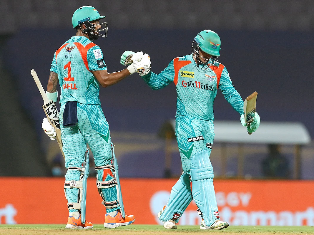 KKR v LSG: டீகாக்கின் மிரட்டல் இன்னிங்ஸும், எவின் லீவிஸின் அசாத்திய கேட்ச்சும் - பிளேஆஃப்ஸில் லக்னோ!