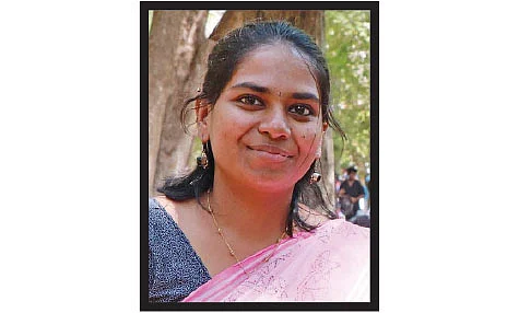 சிமோனா