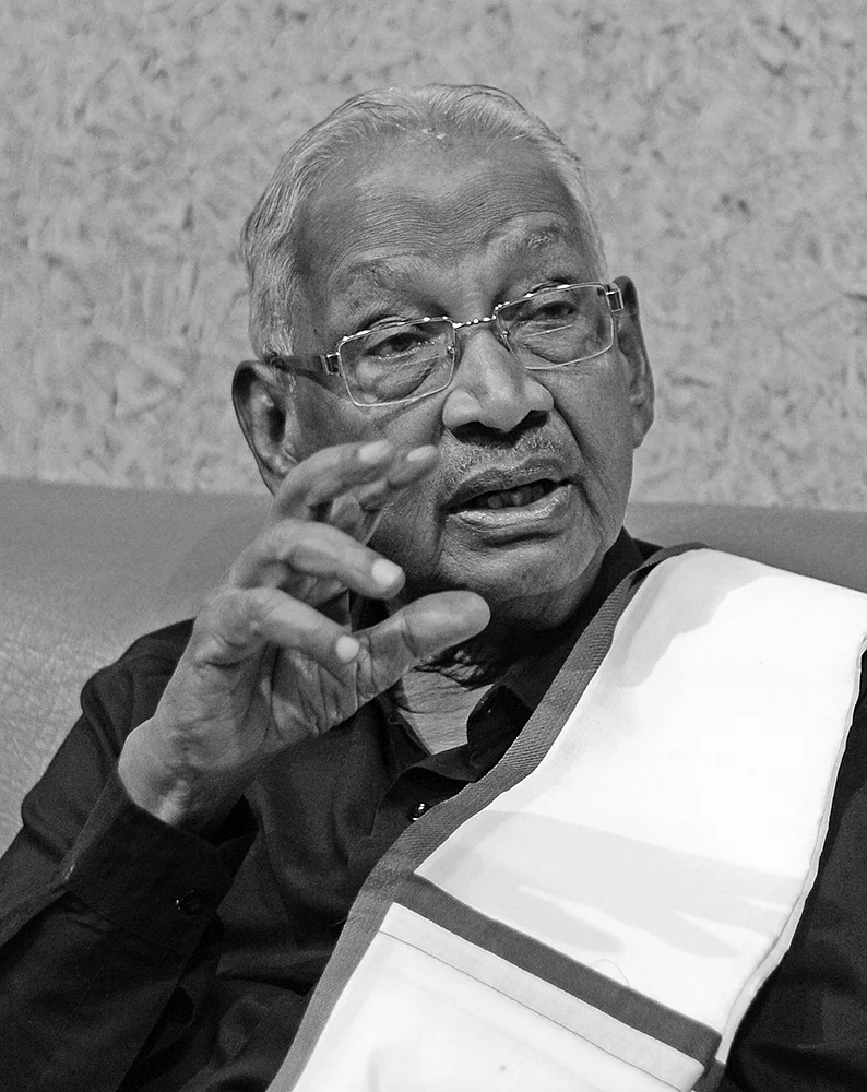 கி.வீரமணி ஸ்டேட்மென்ட்டுஸ்!