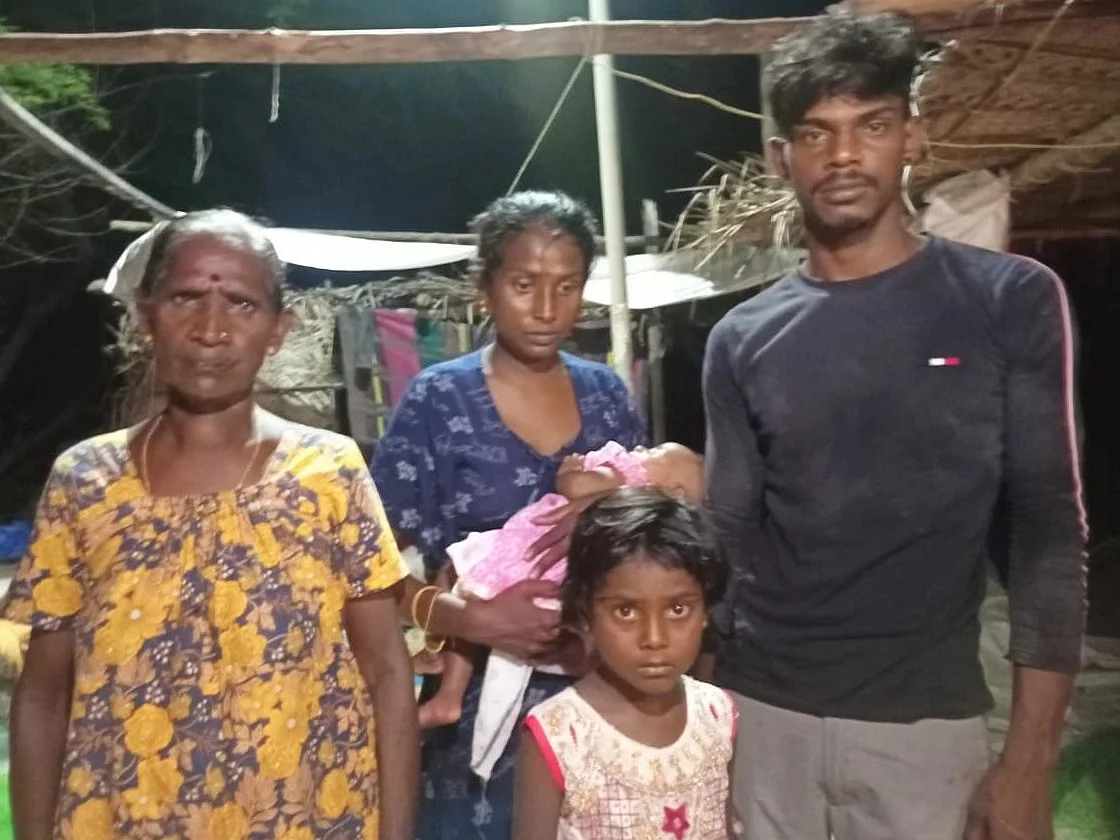 ``இலங்கை மக்கள் வாழ தகுதியற்ற நாடாக மாறிவிட்டது..!" - பெண் அகதி கண்ணீர்
