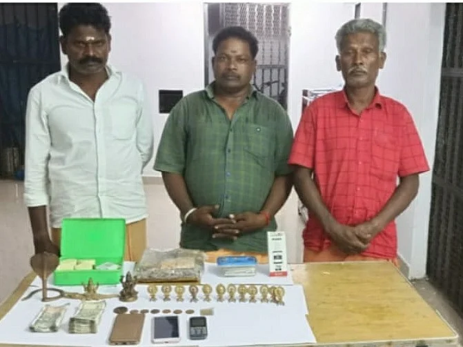 ``ஐம்பொன் சிலை, தங்கச் சிலையாக மாறும் அதிசயம் நடக்கும்" - போலி பூசாரிகள் 3 பேர் கைது