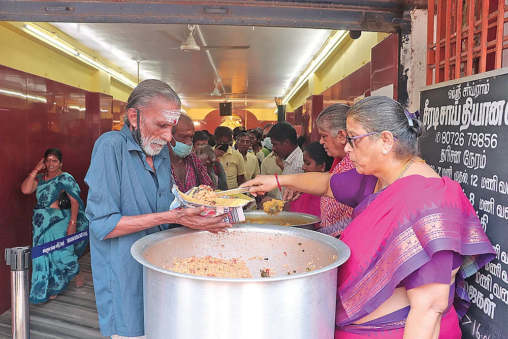 ஏழைத் தொழிலாளர்களின் பசிப்பிணி தீர்க்கும் பாபா ஆலயம்
