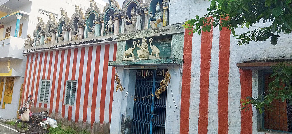 பாலியல் புகார்... அர்ச்சகர் பணிநீக்கம்! - என்ன நடக்கிறது சேலத்தில்?