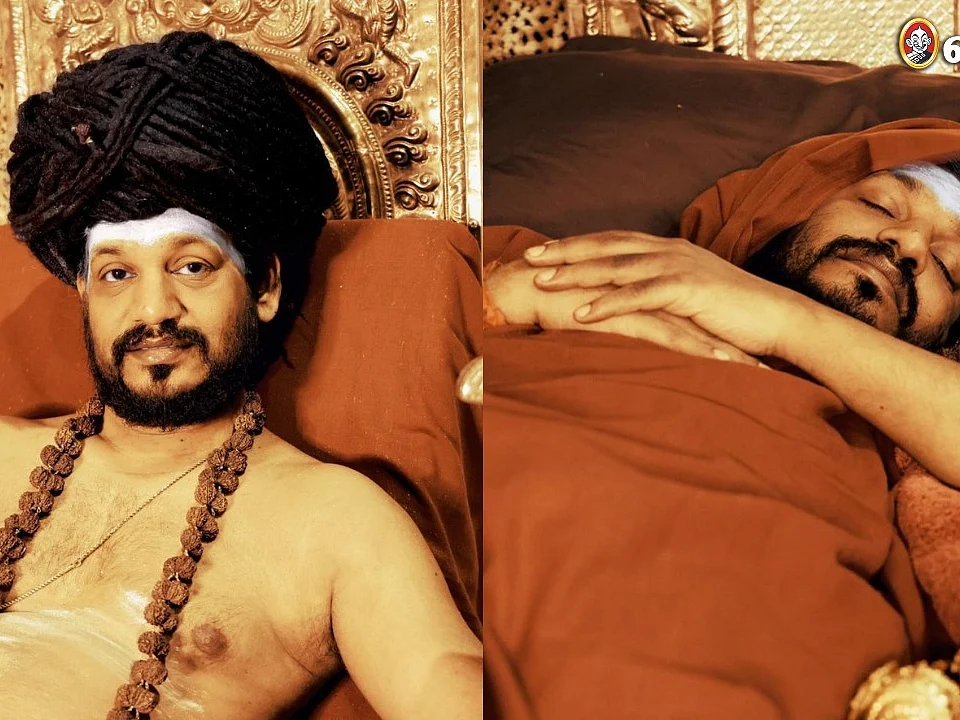 “சமாதி நிலைக்குச் சென்றாரா நித்யானந்தா?” - பரிதாபத்தைத் தேடும் ஃபார்முலாவா?