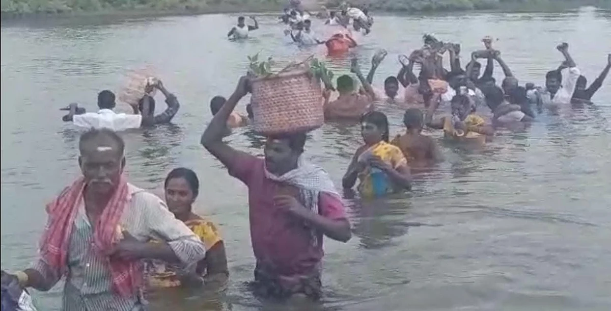 சங்குமுகத்தீர்த்தம் செல்லுதல்