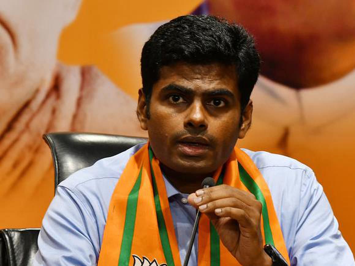 "போலி சமூகநீதி நாடகம்; பின்தங்கிய மாணவர்கள்மீது அலட்சியம் காட்டும் திறனற்ற திமுக!" - அண்ணாமலை சாடல்
